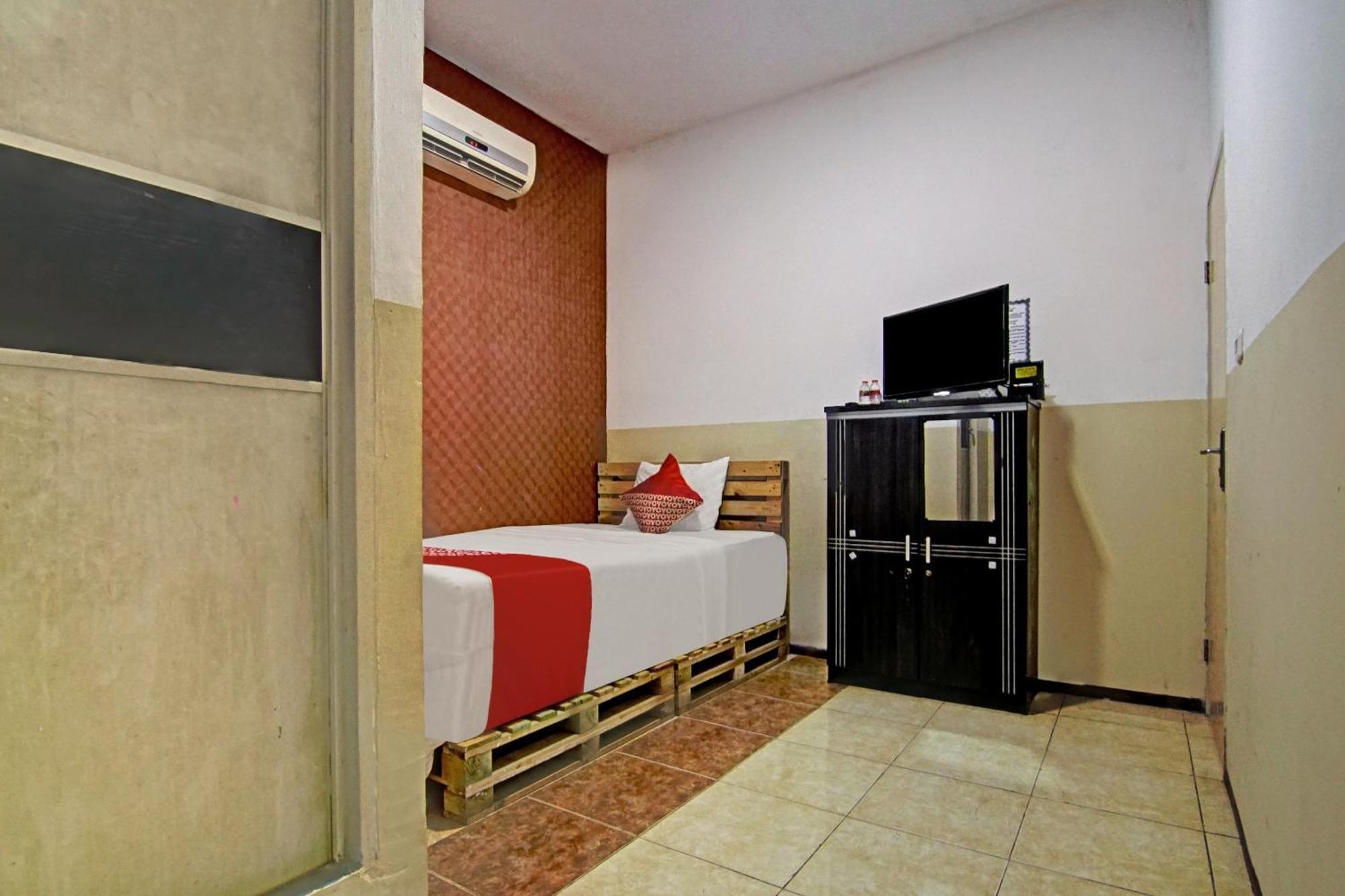 Super Oyo 90358 Poris Residence Syariah Tangerang Zewnętrze zdjęcie